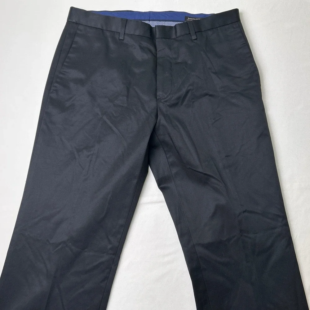 Banana Republic Mens Non-Iron Modern Slim Fit Chino Pants Size 31x32 Navy Blue